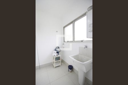 Apartamento à venda com 80m², 3 quartos e 1 vaga Apartamento à venda com 80m², 3 quartos e 1 vagaLavanderia