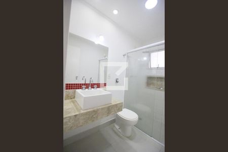 Apartamento à venda com 80m², 3 quartos e 1 vaga Apartamento à venda com 80m², 3 quartos e 1 vagaBanheiro Social