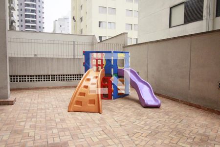 Apartamento à venda com 80m², 3 quartos e 1 vaga Apartamento à venda com 80m², 3 quartos e 1 vagaÁrea comum - Playground