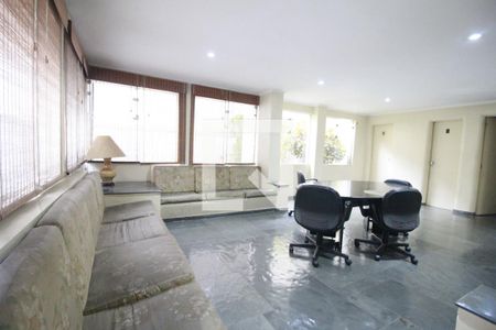 Apartamento à venda com 80m², 3 quartos e 1 vaga Apartamento à venda com 80m², 3 quartos e 1 vagaÁrea comum - Salão de festas