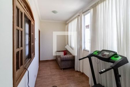 Casa à venda com 135m², 3 quartos e 2 vagasVaranda