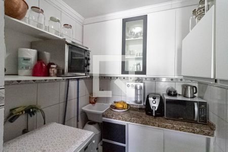 Casa à venda com 135m², 3 quartos e 2 vagasCozinha e Área de Serviço