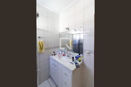 Casa à venda com 135m², 3 quartos e 2 vagasBanheiro da suíte