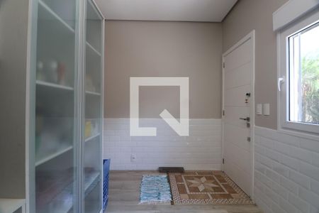 Casa à venda com 310m², 3 quartos e 2 vagasEscritório