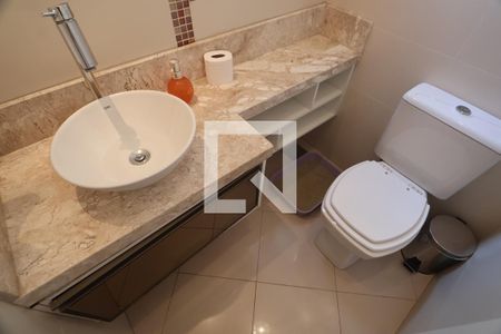 Casa à venda com 310m², 3 quartos e 2 vagasLavabo