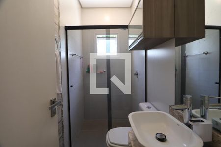 Casa à venda com 310m², 3 quartos e 2 vagasBanheiro suíte