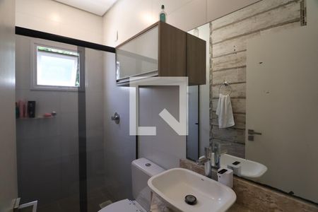 Casa à venda com 310m², 3 quartos e 2 vagasBanheiro suíte