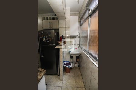 Apartamento à venda com 104m², 3 quartos e sem vaga Apartamento à venda com 104m², 3 quartos e sem vagaCozinha e Área de Serviço