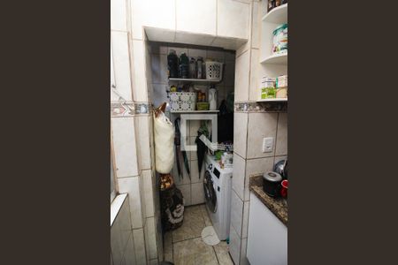 Apartamento à venda com 104m², 3 quartos e sem vaga Apartamento à venda com 104m², 3 quartos e sem vagaCozinha e Área de Serviço