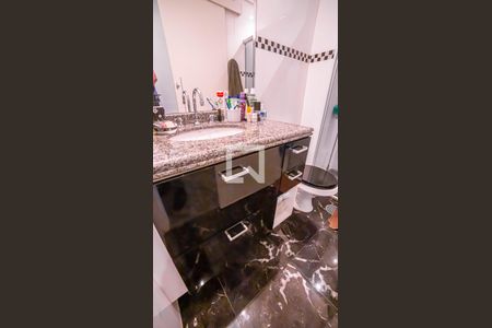 Apartamento à venda com 82m², 3 quartos e 2 vagasBanheiro 2