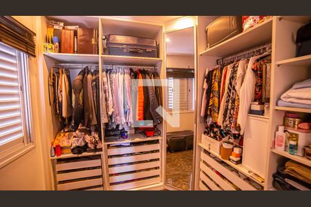 Apartamento à venda com 82m², 3 quartos e 2 vagasCloset da suíte