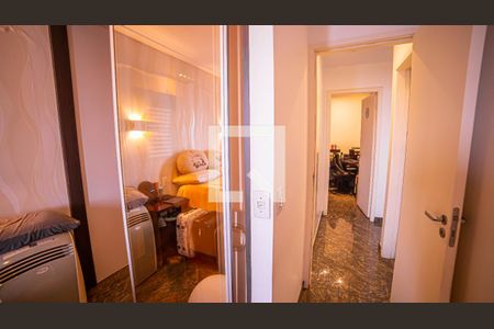 Apartamento à venda com 82m², 3 quartos e 2 vagasCorredor