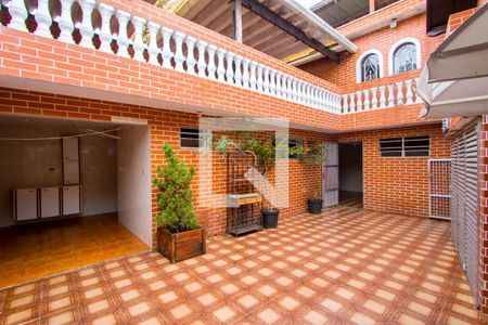 Casa à venda com 300m², 3 quartos e 5 vagasQuintal