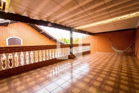 Casa à venda com 300m², 3 quartos e 5 vagasTerraço