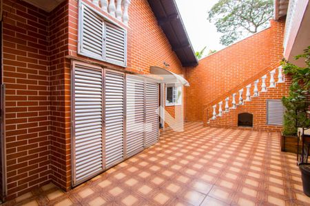Casa à venda com 300m², 3 quartos e 5 vagasQuintal