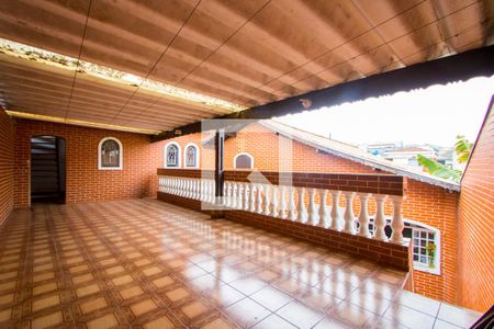 Casa à venda com 300m², 3 quartos e 5 vagasTerraço