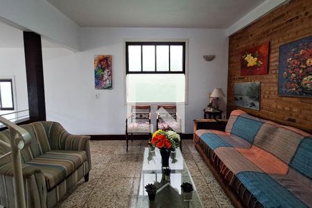 Casa à venda com 300m², 3 quartos e 4 vagasSala 2