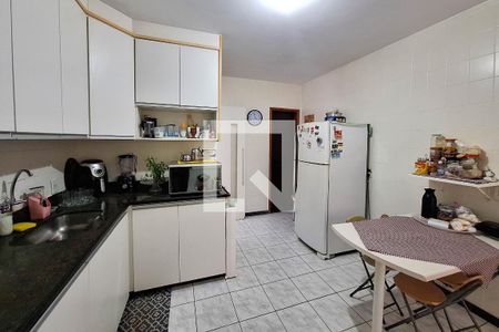 Casa à venda com 300m², 3 quartos e 4 vagasCozinha