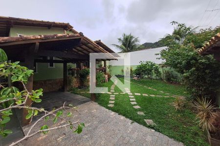 Casa à venda com 300m², 3 quartos e 4 vagasQuintal