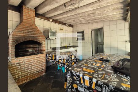 Casa para alugar com 438m², 6 quartos e 8 vagas Casa para alugar com 438m², 6 quartos e 8 vagasÁrea externa