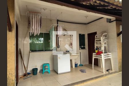 Casa para alugar com 438m², 6 quartos e 8 vagas Casa para alugar com 438m², 6 quartos e 8 vagasLavanderia