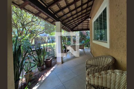 Casa para alugar com 438m², 6 quartos e 8 vagas Casa para alugar com 438m², 6 quartos e 8 vagasÁrea externa