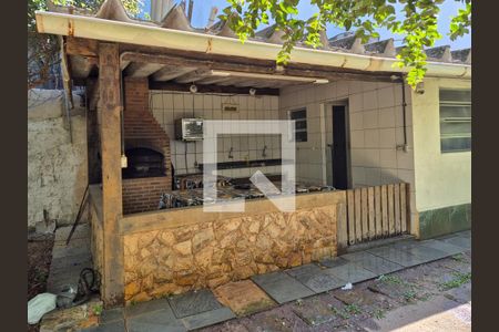 Casa para alugar com 438m², 6 quartos e 8 vagas Casa para alugar com 438m², 6 quartos e 8 vagasÁrea externa