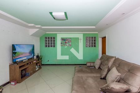 Casa à venda com 700m², 3 quartos e 3 vagasCasa 2 - Sala