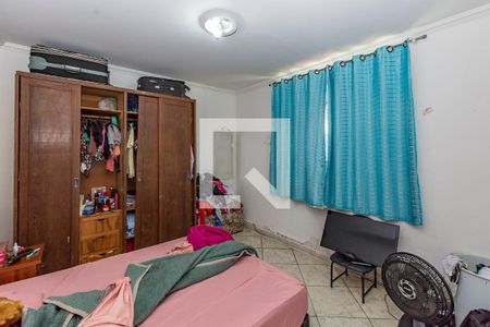 Casa à venda com 700m², 3 quartos e 3 vagasCasa 2 - Quarto