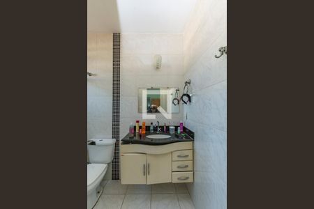 Casa à venda com 700m², 3 quartos e 3 vagasBanheiro da Suíte