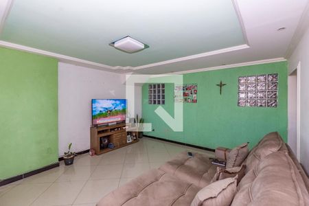 Casa à venda com 700m², 3 quartos e 3 vagasCasa 2 - Sala