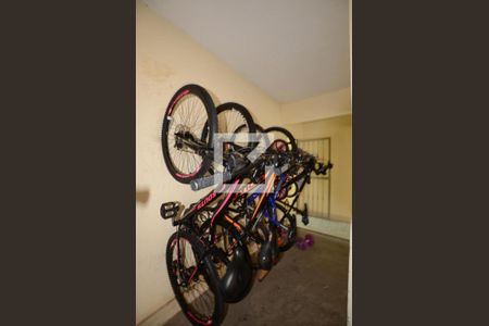 Casa à venda com 160m², 3 quartos e 4 vagasBicicletário