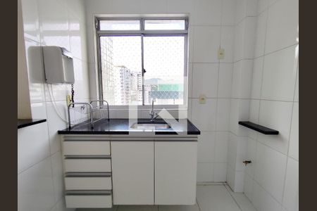 Apartamento para alugar com 60m², 2 quartos e 2 vagas Apartamento para alugar com 60m², 2 quartos e 2 vagasCozinha