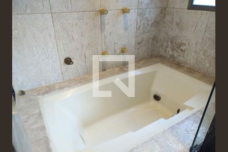 Apartamento à venda com 402m², 4 quartos e 4 vagas