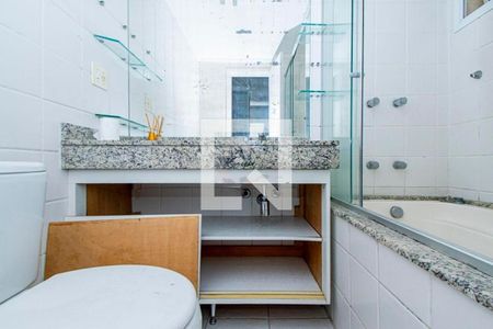 Apartamento à venda com 129m², 4 quartos e 3 vagas