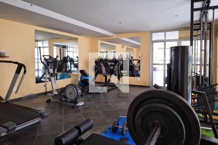 Apartamento à venda com 161m², 3 quartos e 2 vagas Apartamento à venda com 161m², 3 quartos e 2 vagasÁrea comum - Academia