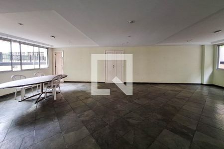 Apartamento à venda com 161m², 3 quartos e 2 vagas Apartamento à venda com 161m², 3 quartos e 2 vagasÁrea comum - Salão de festas