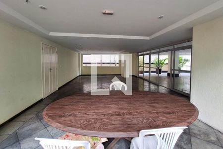 Apartamento à venda com 161m², 3 quartos e 2 vagas Apartamento à venda com 161m², 3 quartos e 2 vagasÁrea comum - Salão de festas