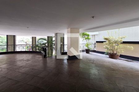 Apartamento à venda com 161m², 3 quartos e 2 vagas Apartamento à venda com 161m², 3 quartos e 2 vagasÁrea comum