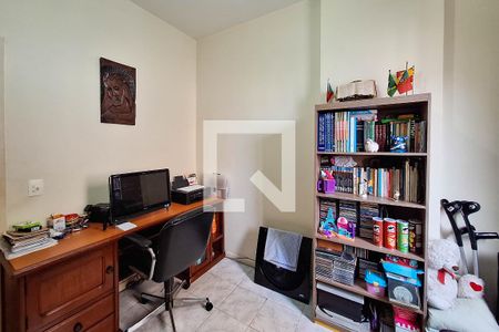 Apartamento à venda com 161m², 3 quartos e 2 vagas Apartamento à venda com 161m², 3 quartos e 2 vagasQuarto 1