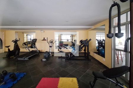 Apartamento à venda com 161m², 3 quartos e 2 vagas Apartamento à venda com 161m², 3 quartos e 2 vagasÁrea comum - Academia