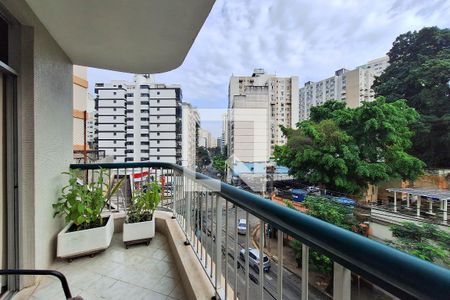 Apartamento à venda com 161m², 3 quartos e 2 vagas Apartamento à venda com 161m², 3 quartos e 2 vagasVaranda da Suíte