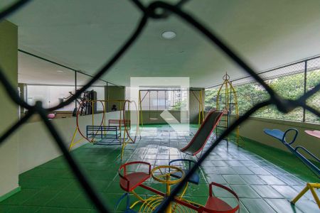 Apartamento à venda com 82m², 2 quartos e 1 vaga Apartamento à venda com 82m², 2 quartos e 1 vagaÁrea Comum Playground