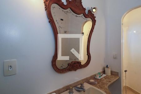 Casa à venda com 600m², 4 quartos e 3 vagasBanheiro