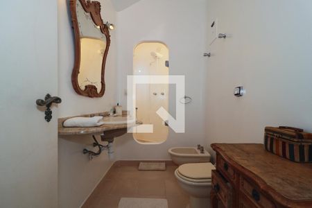 Casa à venda com 600m², 4 quartos e 3 vagasBanheiro