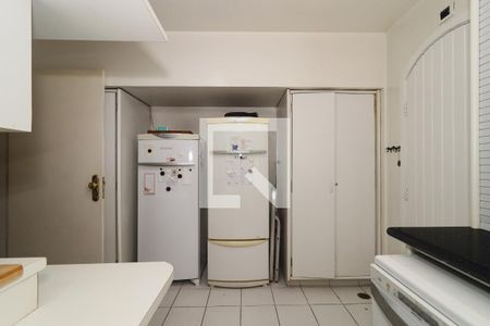 Casa à venda com 600m², 4 quartos e 3 vagasCozinha