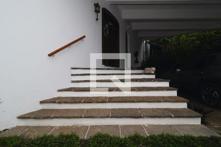 Casa à venda com 600m², 4 quartos e 3 vagasEntrada