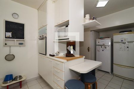 Casa à venda com 600m², 4 quartos e 3 vagasCozinha