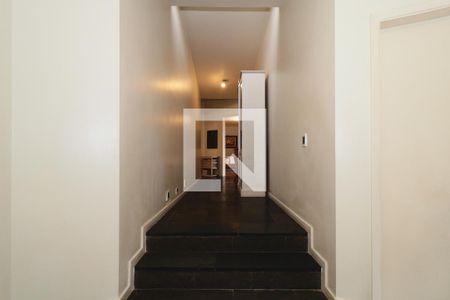 Casa à venda com 600m², 4 quartos e 3 vagasCorredor