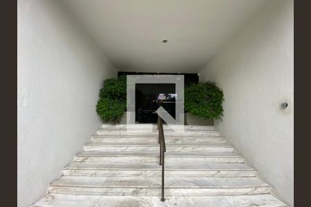 Apartamento à venda com 75m², 2 quartos e 1 vagaÁrea comum